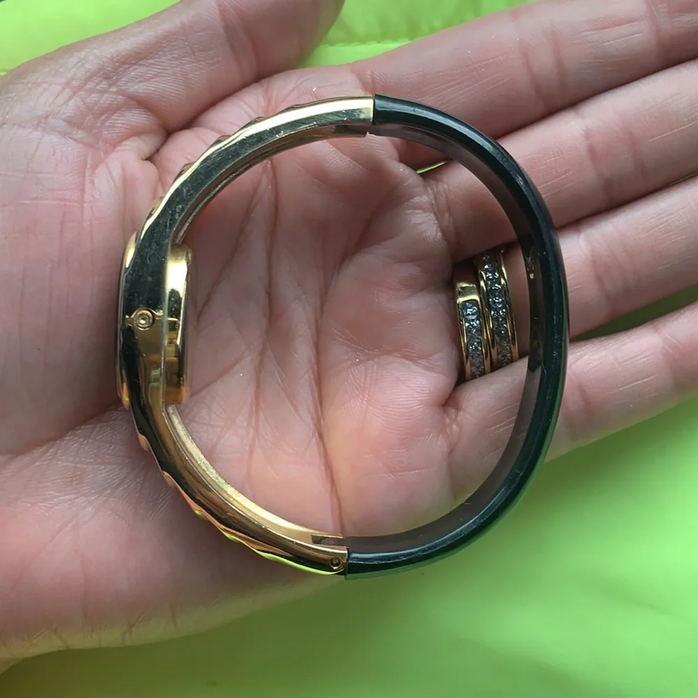 Majestron quartz digital watch band ladies.‎ Vintage.